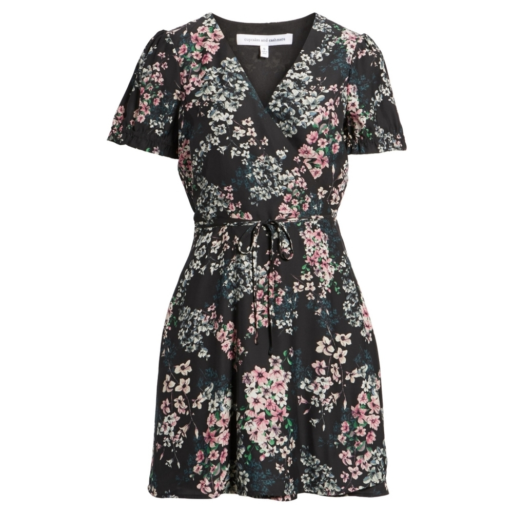 Cupcakes and Cashmere Dezzi Floral Wrap Dress